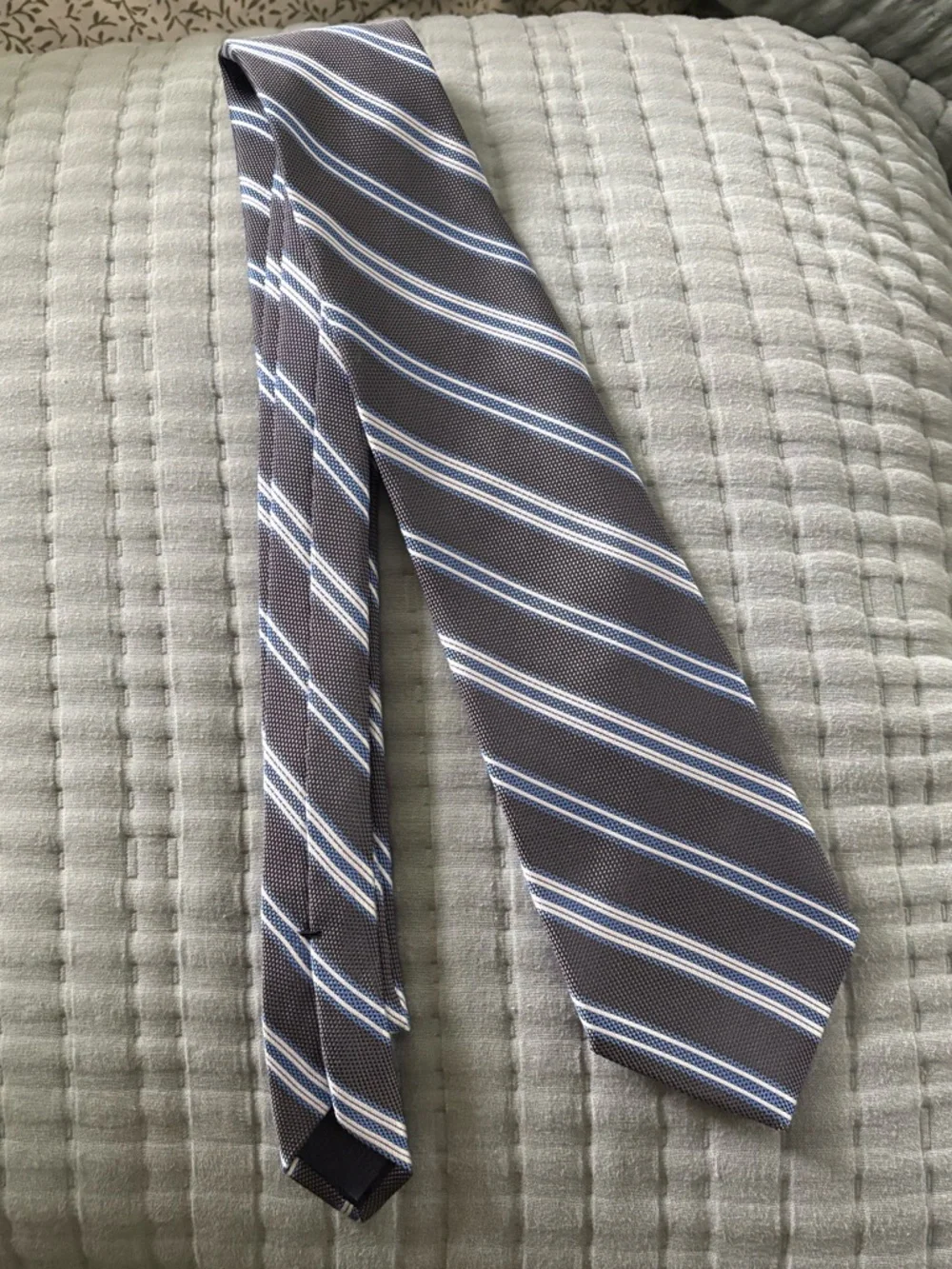 Brooks Brothers 100% Silk Tie Gray Blue Repp Stripe Men’s Necktie